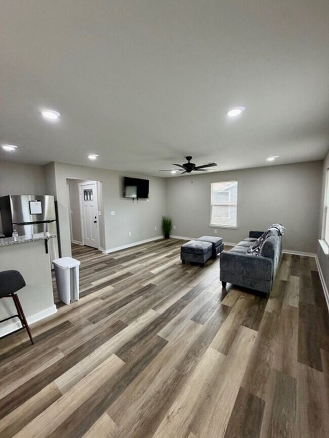 1912 S 22nd St Unit 1912 S. 22nd B