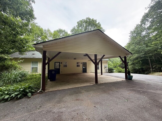 Photo - 17A Tree Canopy Ln Unit 17A Tree Canopy Lane