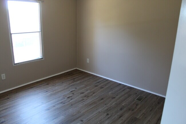 Photo - 4797 Briar Ct