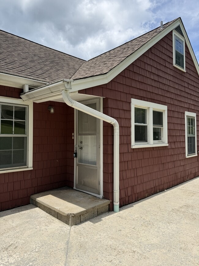312 N Chilhowee Dr