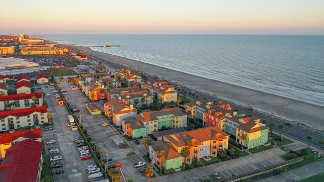 Building Photo - 7000 Seawall Blvd Unit 911