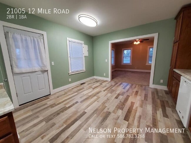 Photo - 21005 12 Mile Rd