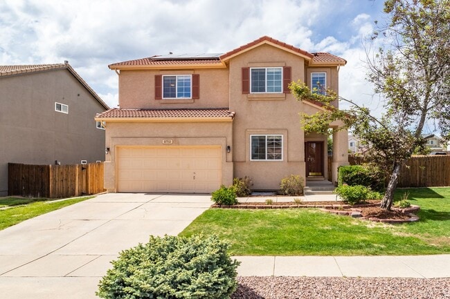 Building Photo - Bright & Beautiful Fairfax Home with Finished Basement!!