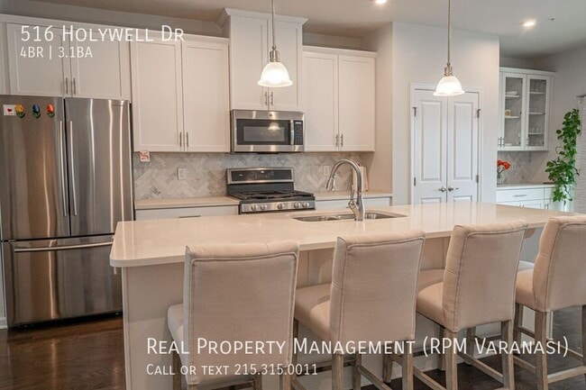 Photo - 516 Holywell Dr