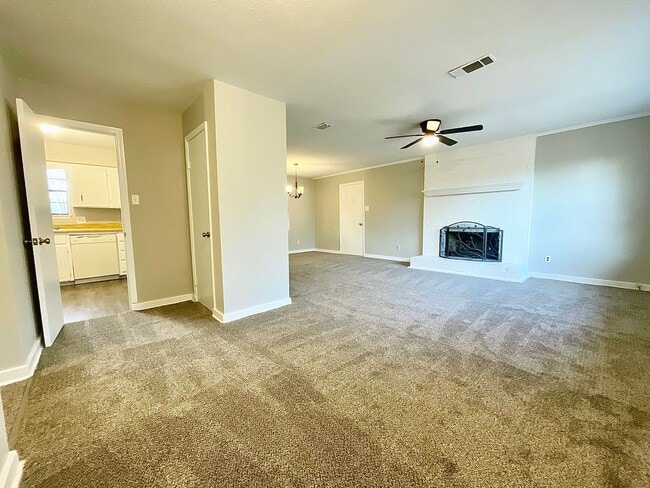 Photo - 2003 Doris Dr