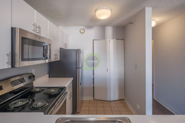 Photo - 454 E Ohio St