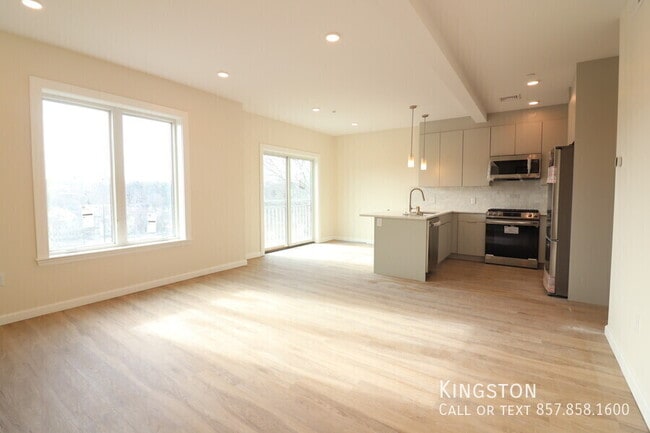 Building Photo - 456 Washington St Unit 207A