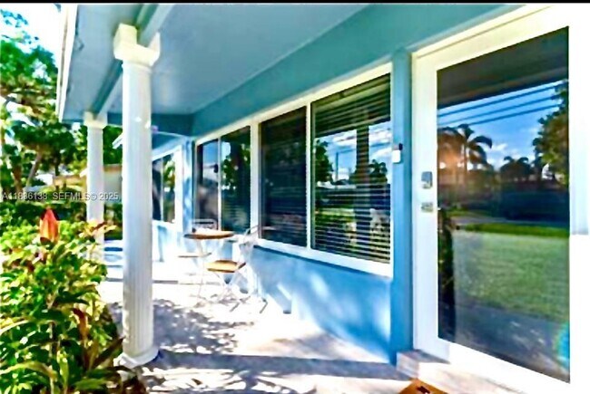 Photo - 2233 SE 13th St