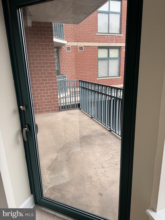 Photo - 502 W Broad St Unit 209