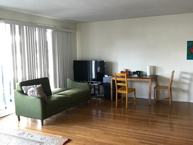 Building Photo - 181 Central St Unit #7 Rental
