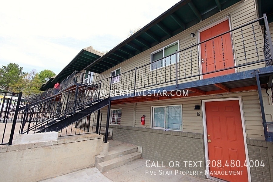 Photo - 1022 E Poplar St Unit 11