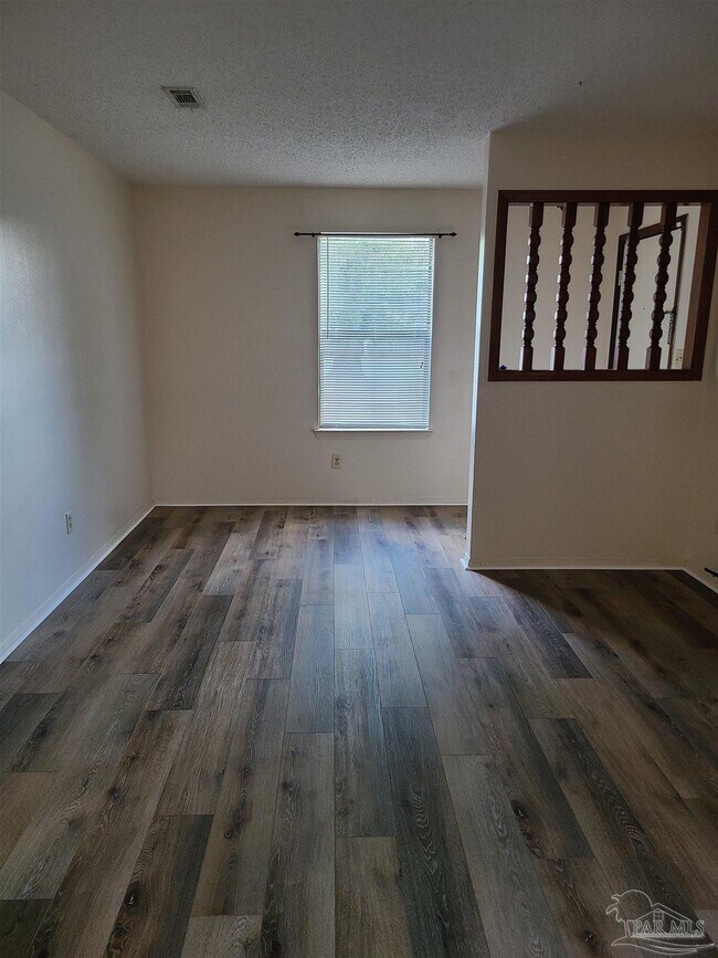 Photo - 339 E Olive Rd