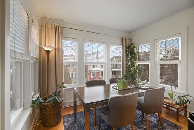 Photo - 1624 W Olive Ave Unit 2