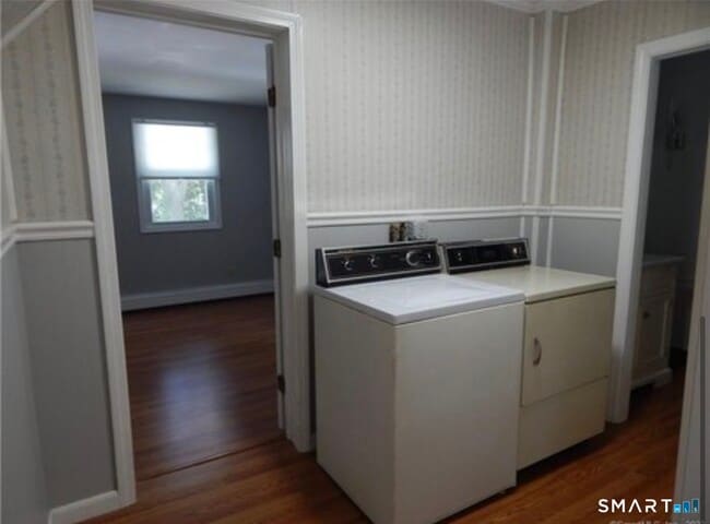 Photo - 212 W Main St