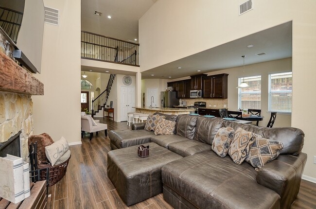 Photo - 11735 Giovanni Ln