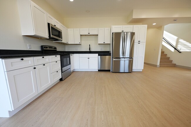 Photo - 132 Brushwood Dr