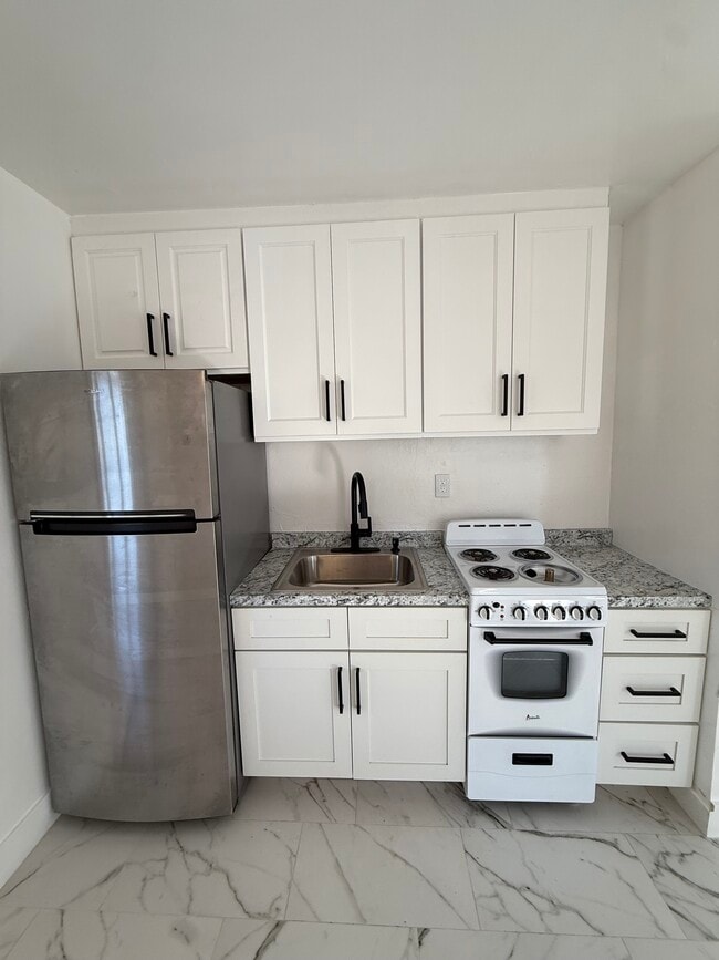 Photo - 1290 Highlands Dr Unidad C