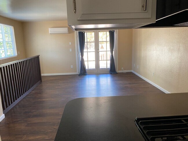 Photo - $2,500 - 2 Bed 1.5 Bath Duplex Unit in Spr...