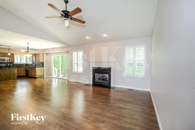 Photo - 616 Autumnwood Forest Dr