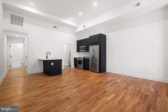 Photo - 1221 4 St Unit 25