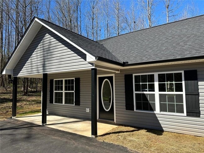 295 Pony Lake Rd