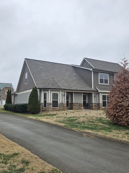 Photo - 44 ANDERTON DR