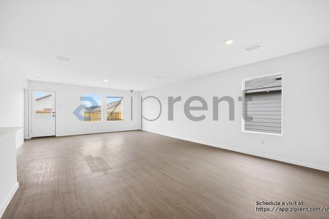 Photo - 6813 Haines Dr