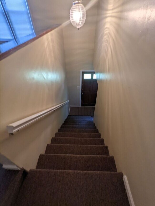 Photo - 2BD/2BA Condo Available Now in Hickory