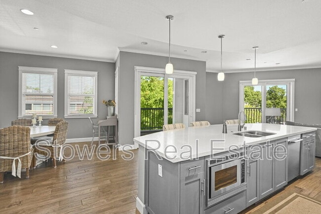 Photo - 111 W Prospect Ave Unit 205