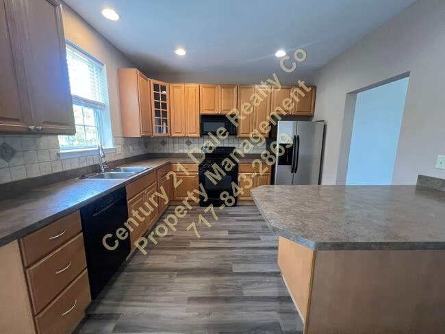 Photo - Beautiful 3 BR, 2.5 Bath home in Woodcrest...