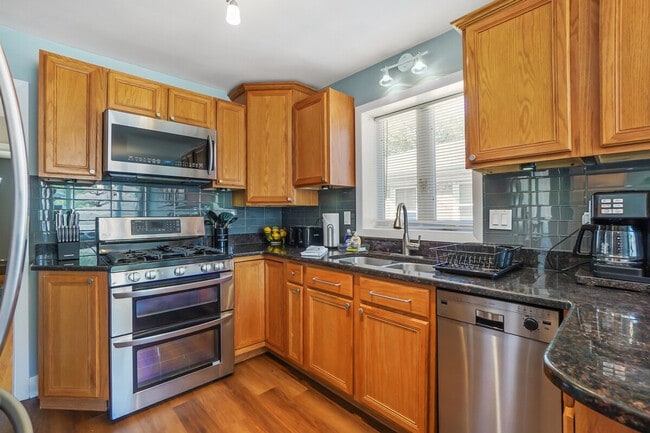 Photo - 7002 W Farragut Ave Unidad ID1285019P