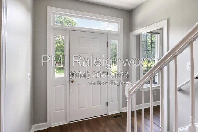 Photo - 301 Perry Creek Dr