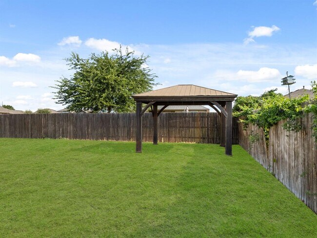 Photo - 303 Camellia Dr