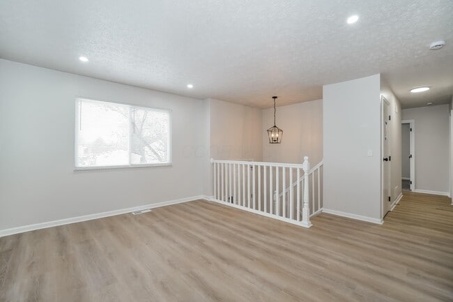 Photo - 3764 Whetstone Dr