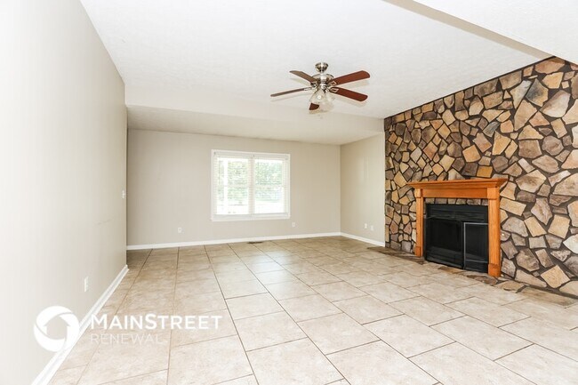 Photo - 631 Blake Moore Dr