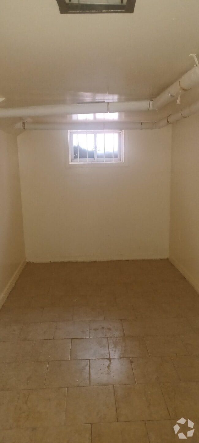 Building Photo - 14550 105th Ave Rental