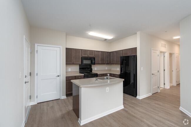 Parkway Overlook - Parkway Overlook Apartments