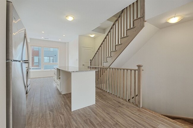 Photo - 1654 Pleasure Valley Path