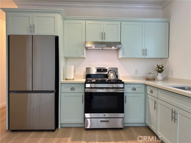 Building Photo - 956 E 43rd St