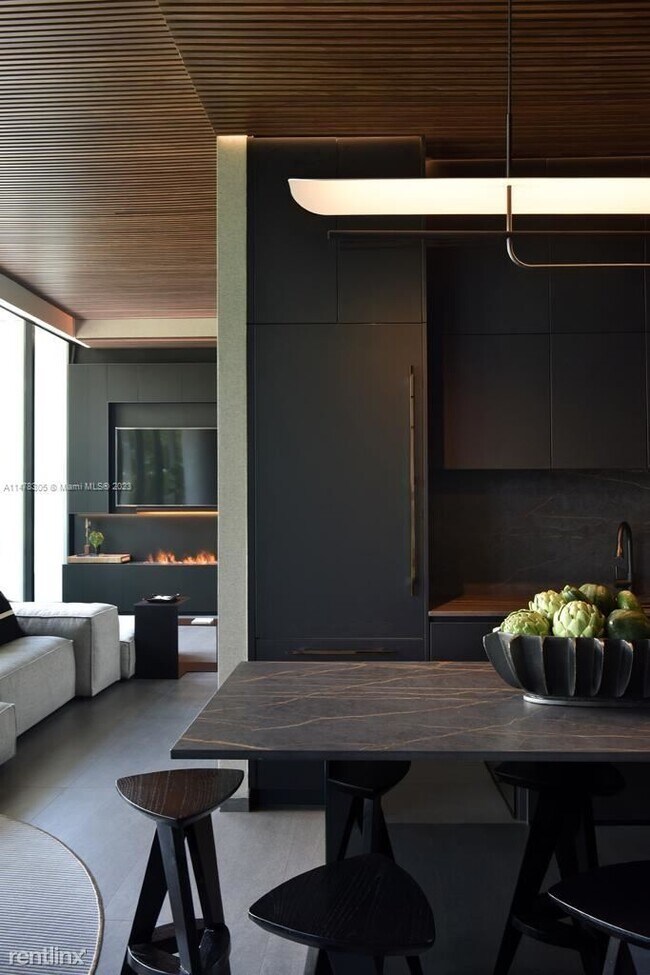 Photo - 1 br, 2 bath Condo - 2669 S Bayshore Dr Un... Unidad 304N