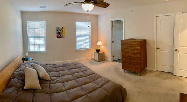 Dormitorio principal - 247 Madison Ln