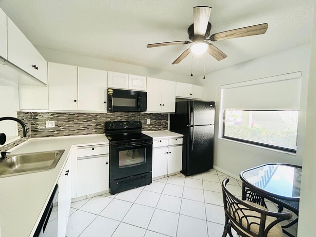 Photo - 7590 Tahiti Ln Unit 101