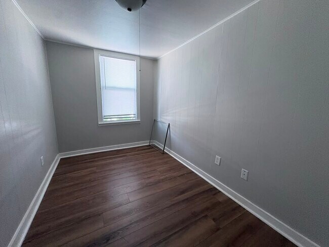 24 Dickerman St Unit 2