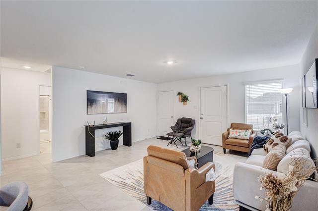 Photo - 3505 Flicker Ln