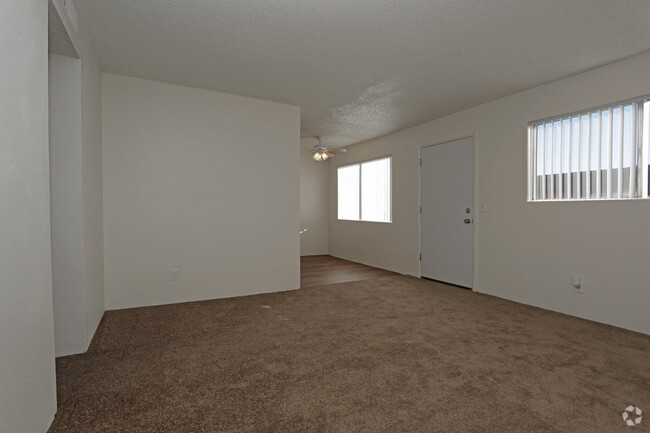 Interior Photo - Midtown Commons Rental