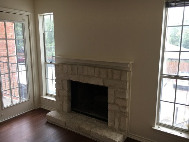 3206 S Fielder Rd Unit 107