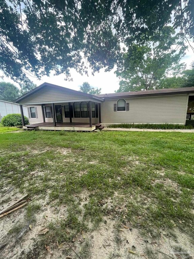 Photo - 649 Hwy 95A N