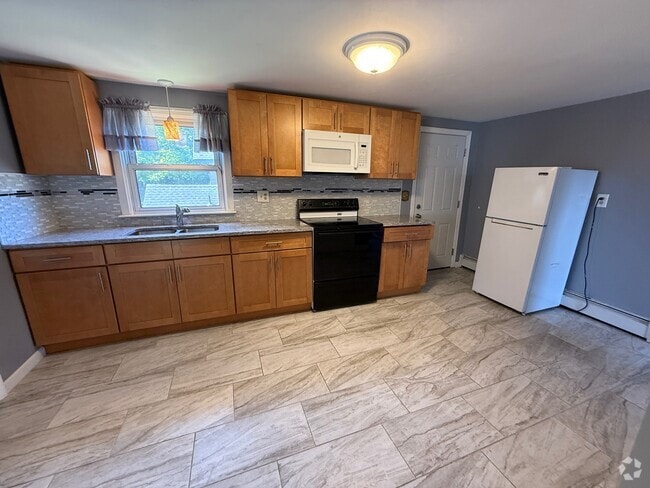 Building Photo - 888 Grafton St Unit 2 Rental