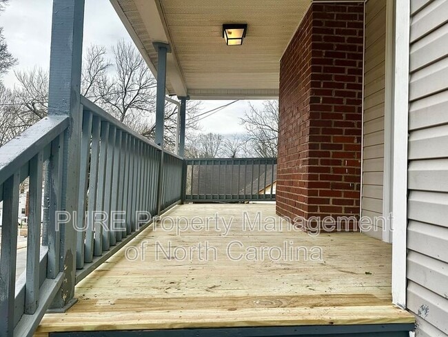 Photo - 2428 Gilmer Ave NE