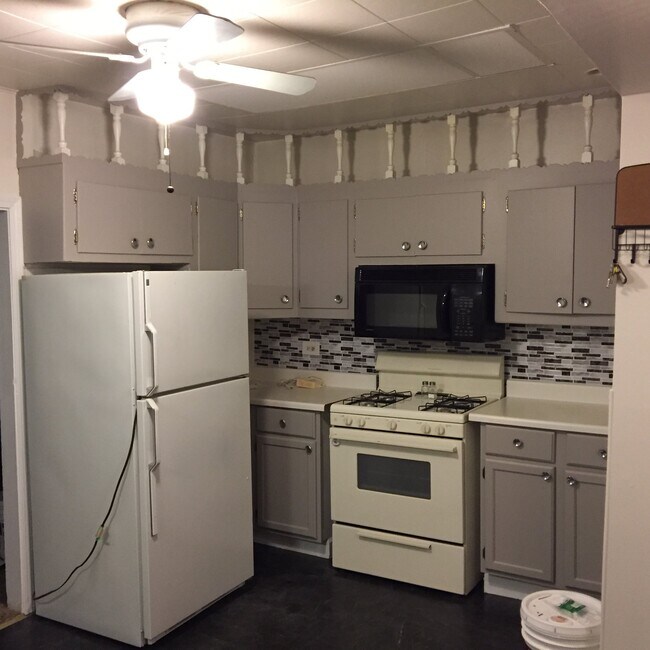 Photo - 2823 S Loomis St
